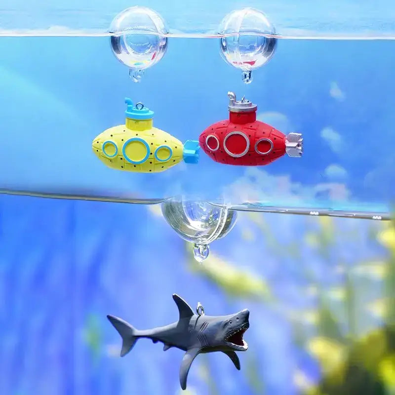 TAILSOFHOME Vintage Aquarium Shipwreck Resin Boat Decoration